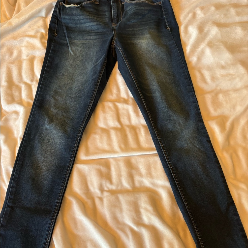 Mudd Size 5 High Rise Dark Blue Wash jeans